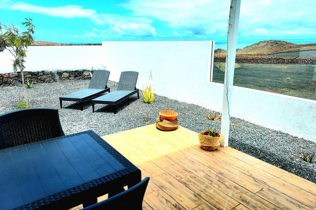 Lanzarote Ocean Loft B Apartment Tinajo Exterior photo